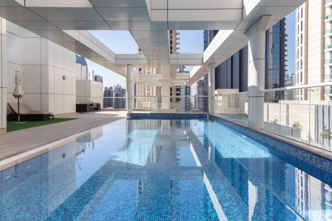 Frank Porter - Mon Reve Dubai Luaran gambar